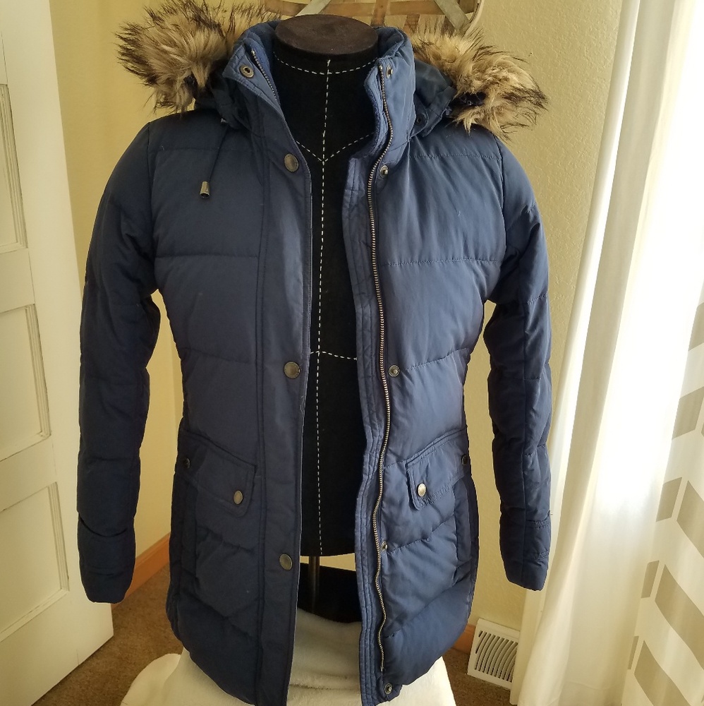 Lands' End down filled coat. Navy Blue.